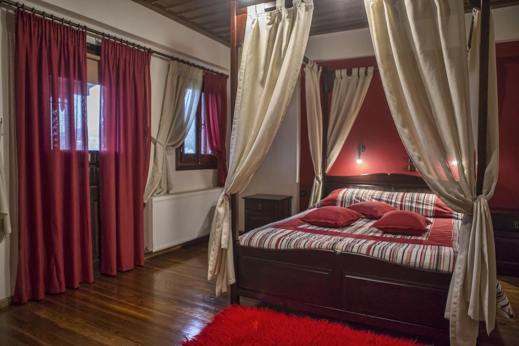 T'Asprolithia Villa Kalývia Fylaktís Rum bild