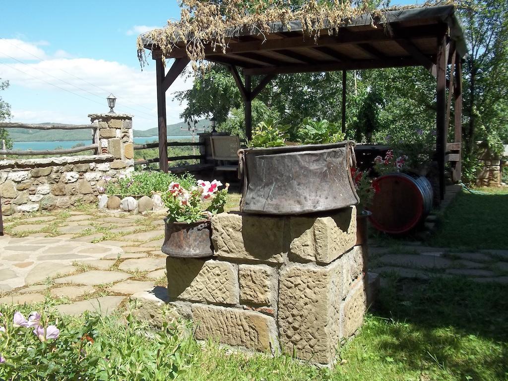 T'Asprolithia Villa Kalývia Fylaktís Exteriör bild